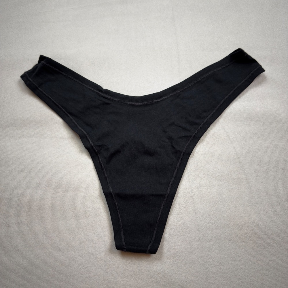 Quince Organic Cotton High-Cut Thong Black Size Large EMI001 NWT